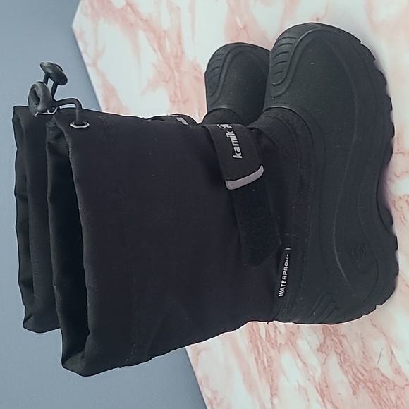 NWOT Kamik Wesley Black Snow Boots Toddler Sz 9 - Picture 2 of 9